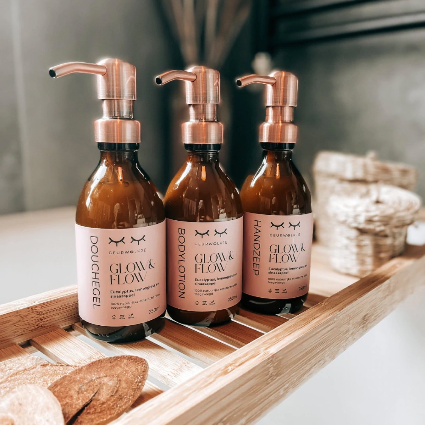 Baden mit ätherischen Ölen: So bringst du dein Bad auf ein neues Level - Smellacloud